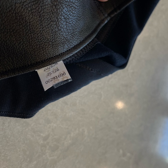 SPANX Faux Leather Ankle Skinny Pants in Black Size M - Picture 14 of 14